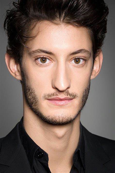 pierre niney mbti